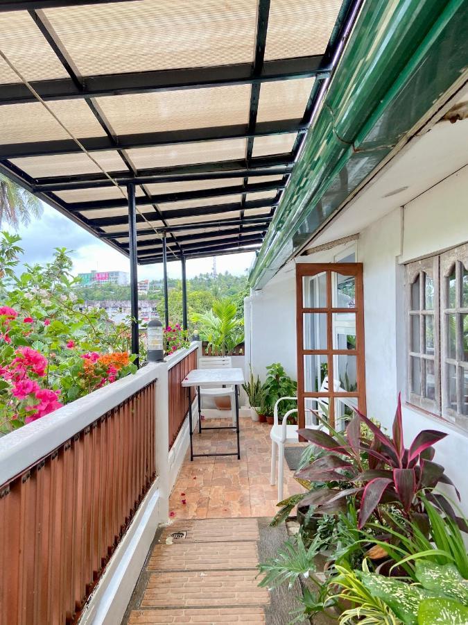 Balai Tinay Guesthouse Legazpi Dış mekan fotoğraf