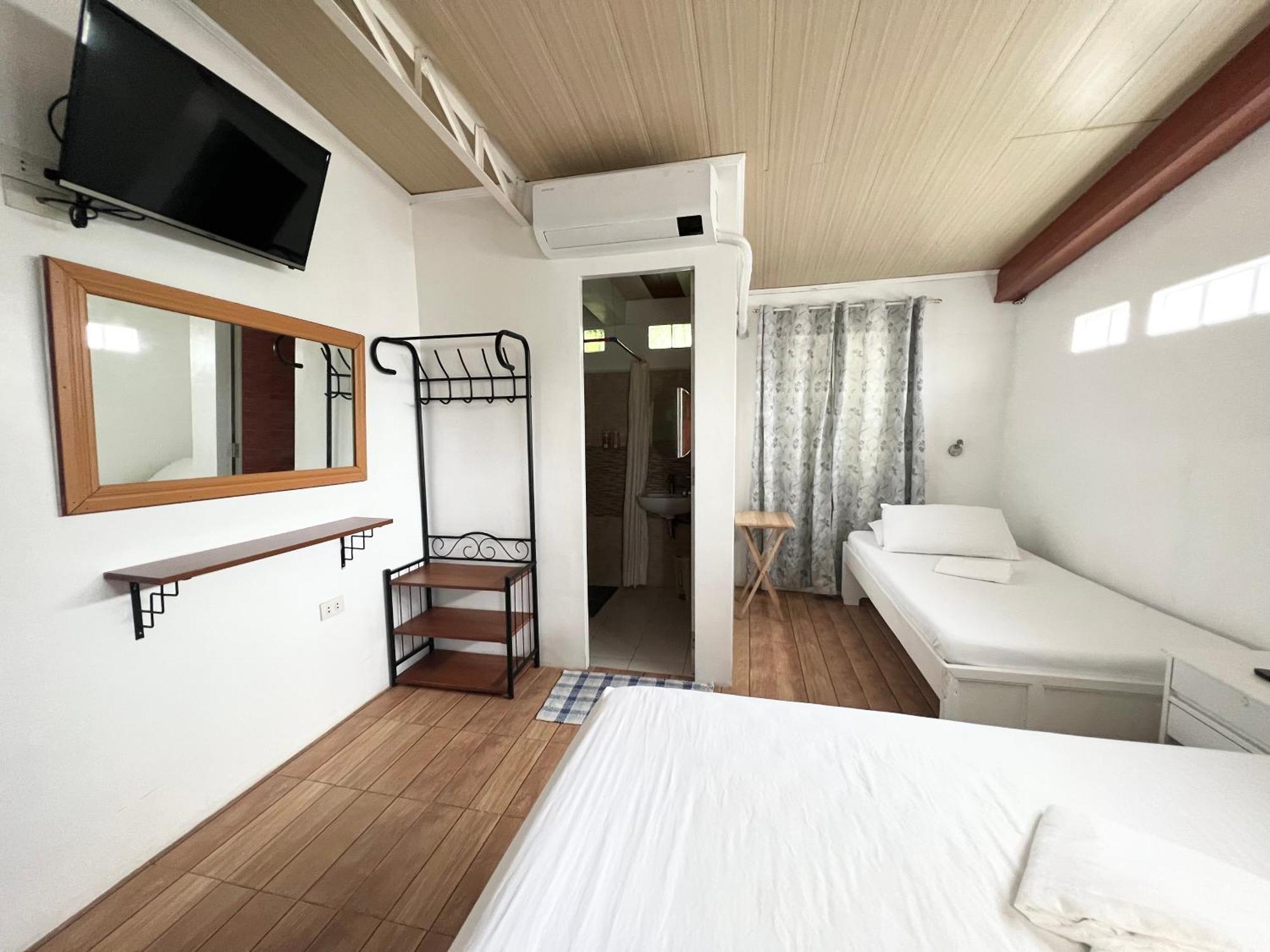 Balai Tinay Guesthouse Legazpi Dış mekan fotoğraf